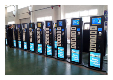 Kiosque de station de charge de périphérique mobile de casinos de barres publiques avec 19 pouces annonçant l'écran d'affichage à cristaux liquides