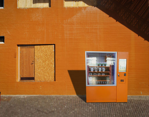 Distributeur automatique de vin rouge avec 22&quot; écran tactile et ascenseur de la publicité
