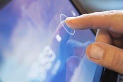 La baisse rapide d'appartement extérieur futé de la communauté et la collecte ont automatisé le clic de la livraison de colis et rassemblent le casier 2